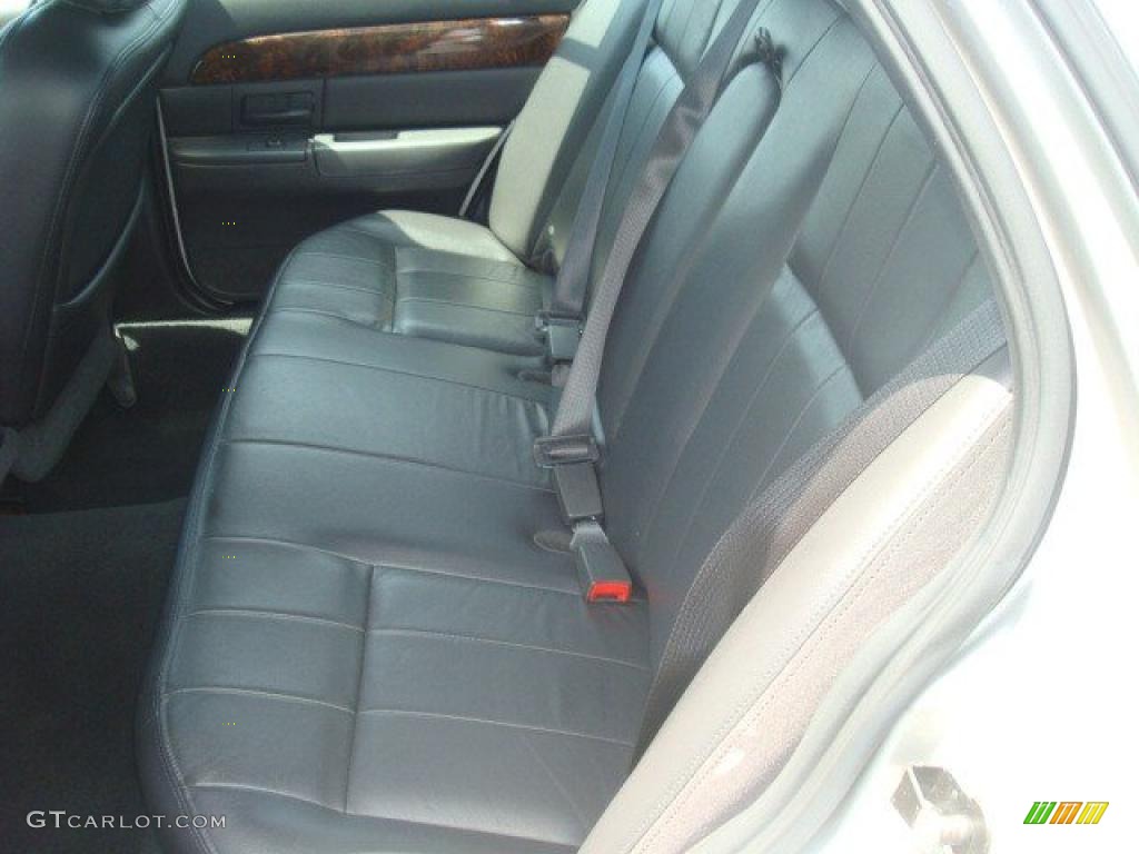 2004 Grand Marquis LS - Silver Birch Metallic / Light Flint photo #11