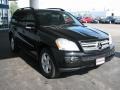 Black - GL 450 4Matic Photo No. 3