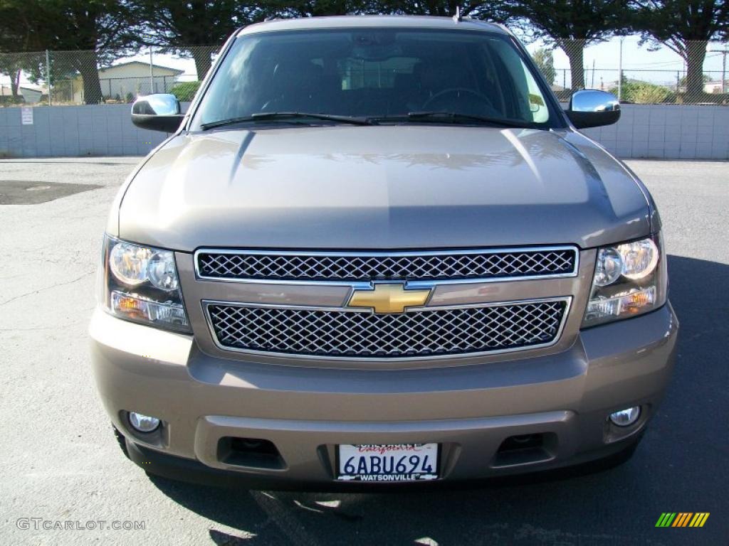 2007 Suburban 1500 LTZ 4x4 - Amber Bronze Metallic / Ebony photo #1