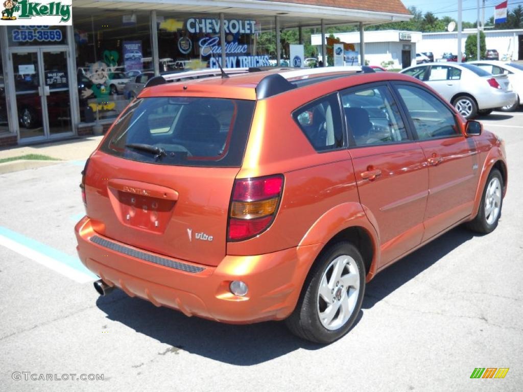 2005 Vibe  - Fusion Orange Metallic / Graphite photo #3