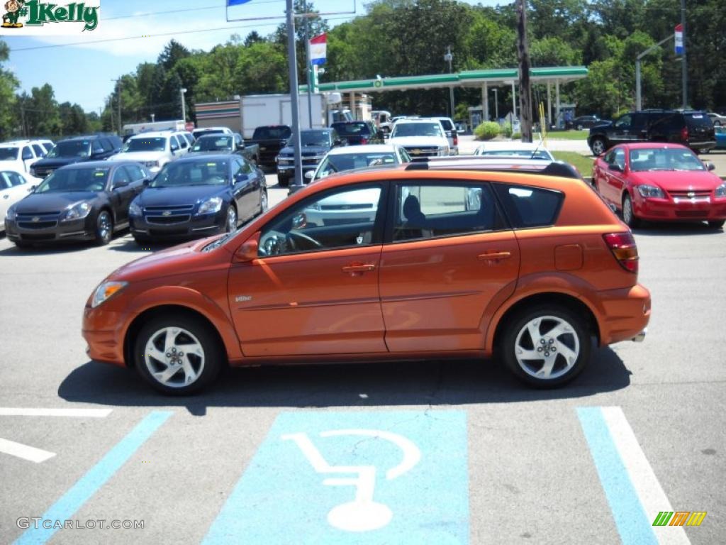 2005 Vibe  - Fusion Orange Metallic / Graphite photo #6
