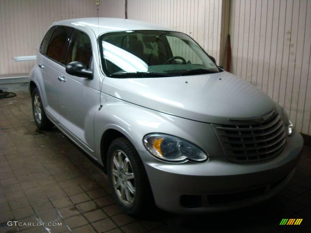 Bright Silver Metallic Chrysler PT Cruiser