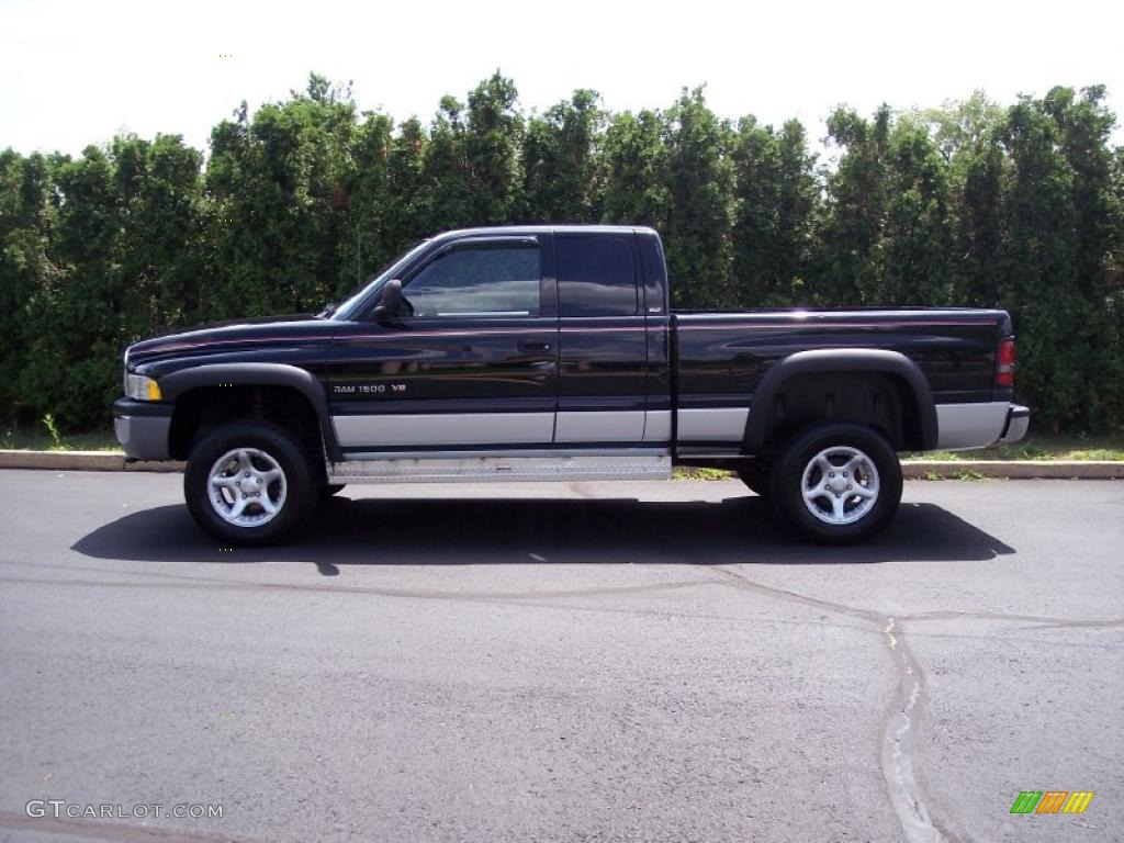 2001 Ram 1500 SLT Club Cab 4x4 - Black / Mist Gray photo #4