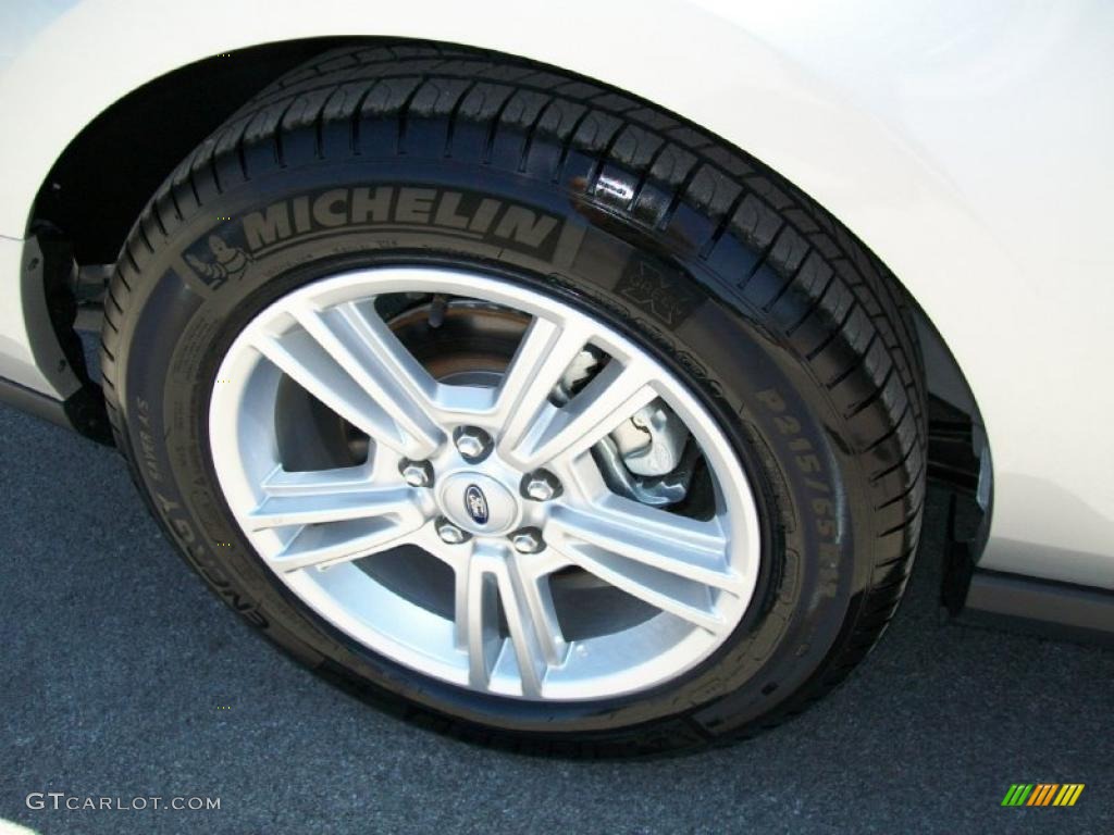 2011 Mustang V6 Coupe - Ingot Silver Metallic / Charcoal Black photo #7