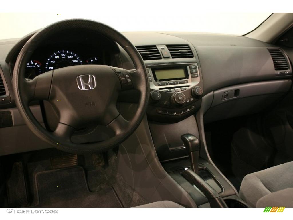 2006 Accord Value Package Sedan - Royal Blue Pearl / Gray photo #11