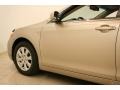 Desert Sand Mica - Camry XLE V6 Photo No. 26