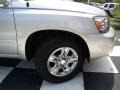 Millenium Silver Metallic - Highlander V6 Photo No. 31