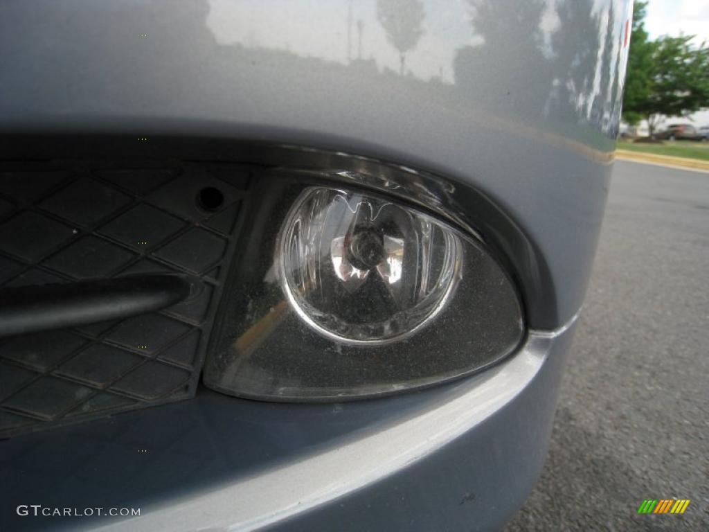 2006 3 Series 325i Sedan - Silver Grey Metallic / Grey photo #19