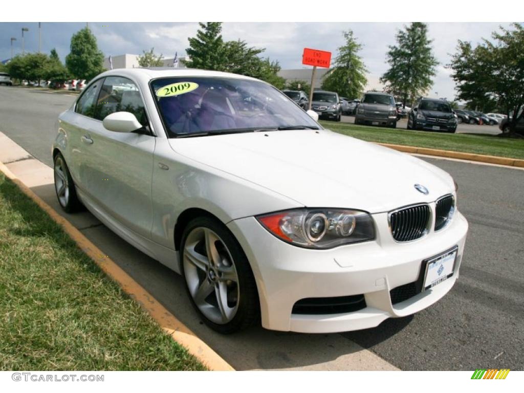 2009 1 Series 135i Coupe - Alpine White / Black photo #8