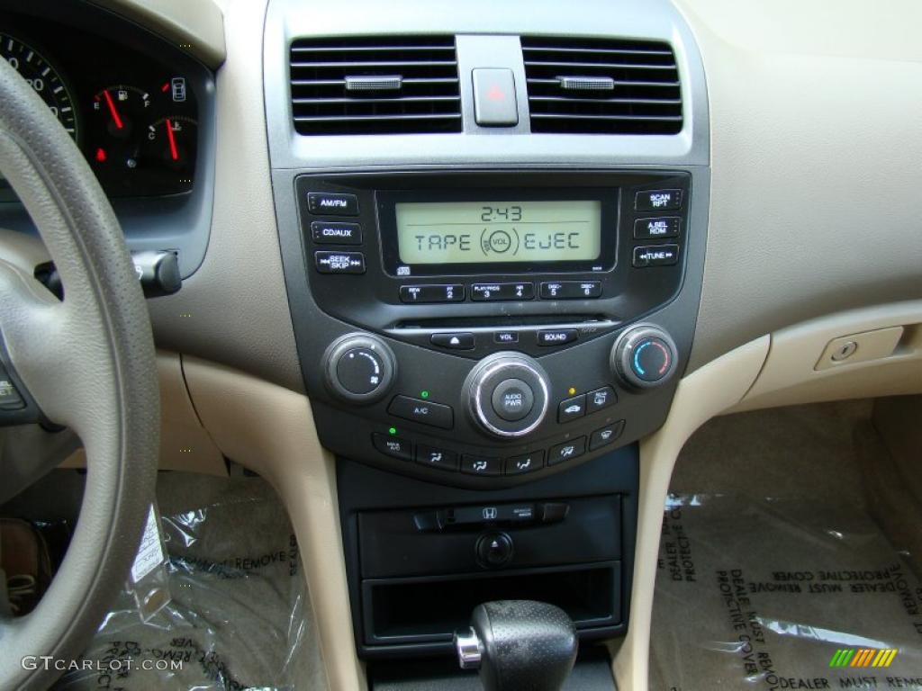 2003 Accord LX Sedan - Desert Mist Metallic / Ivory photo #21