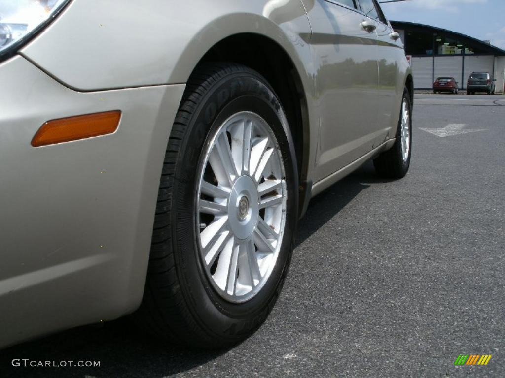 2007 Sebring Touring Sedan - Linen Gold Metallic Pearl / Dark Khaki/Light Graystone photo #6