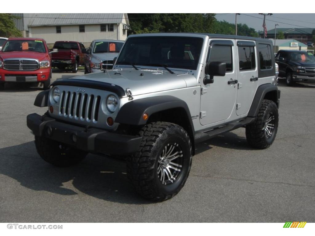 Bright Silver Metallic Jeep Wrangler Unlimited