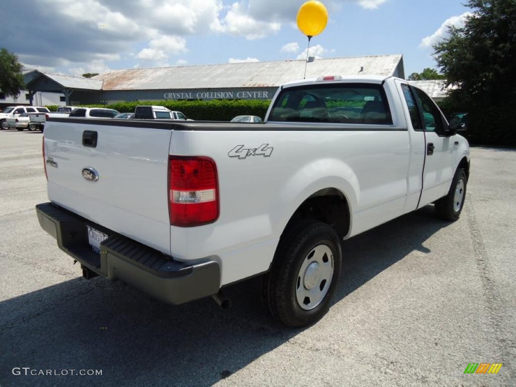 2006 F150 XL Regular Cab 4x4 - Oxford White / Medium Flint photo #8