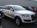 Light Silver Metallic - Q7 4.2 quattro Photo No. 1