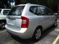 2007 Fine Silver Kia Rondo LX V6  photo #3