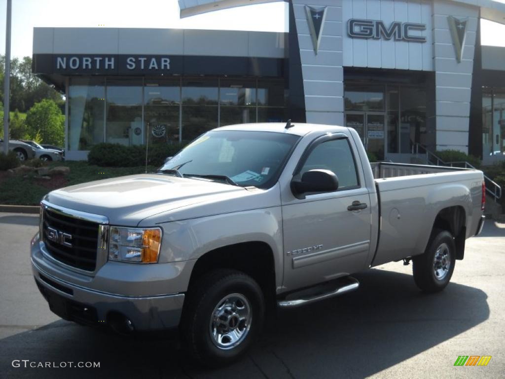 2007 Sierra 2500HD SLE Regular Cab 4x4 - Silver Birch Metallic / Dark Titanium photo #1