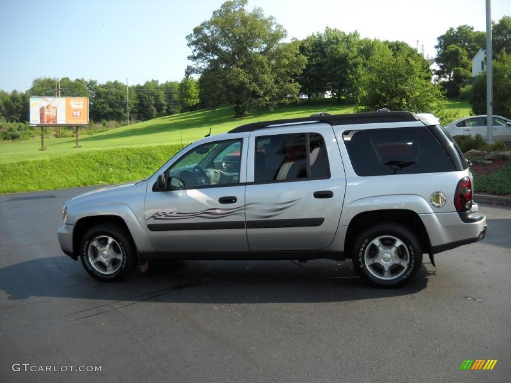 2005 TrailBlazer EXT LS 4x4 - Silverstone Metallic / Light Gray photo #8