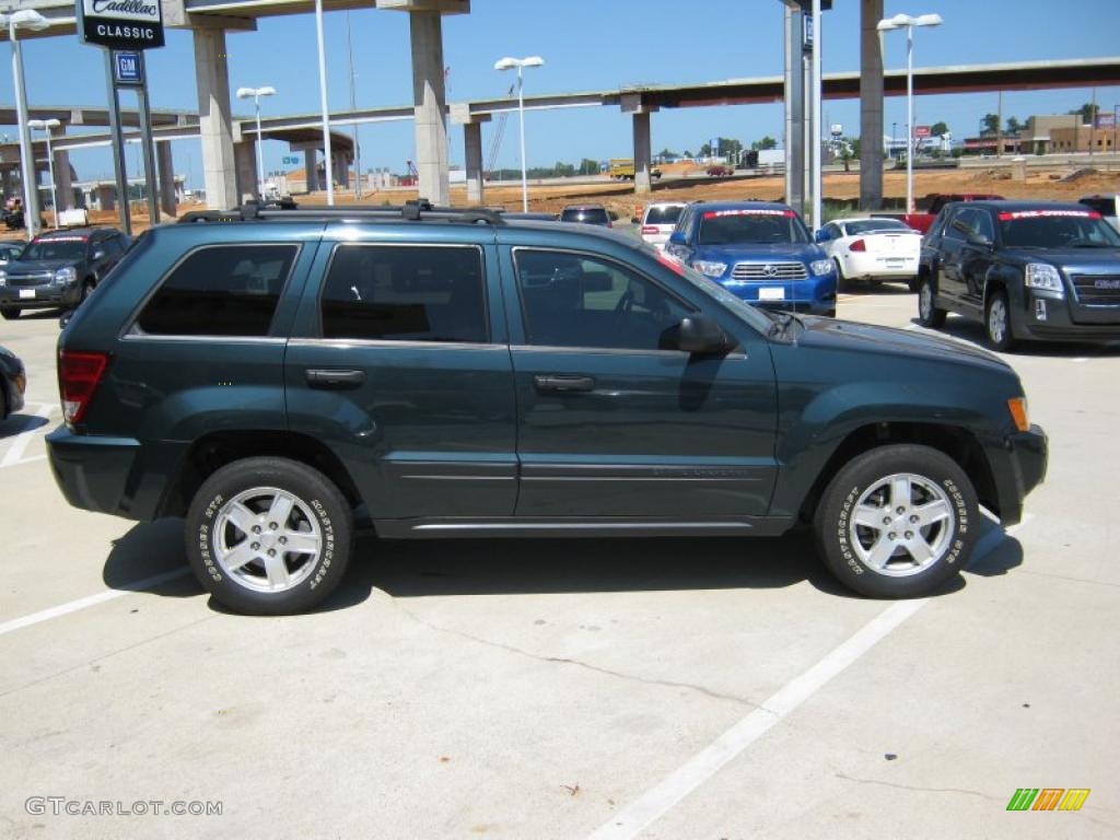 2005 Grand Cherokee Laredo - Deep Beryl Green Pearl / Medium Slate Gray photo #6