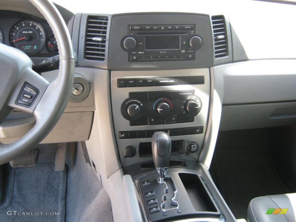 2005 Grand Cherokee Laredo - Deep Beryl Green Pearl / Medium Slate Gray photo #8