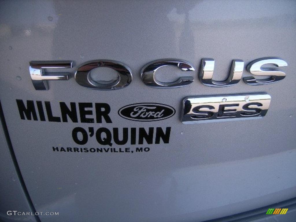 2007 Focus ZX5 SES Hatchback - CD Silver Metallic / Charcoal/Light Flint photo #14