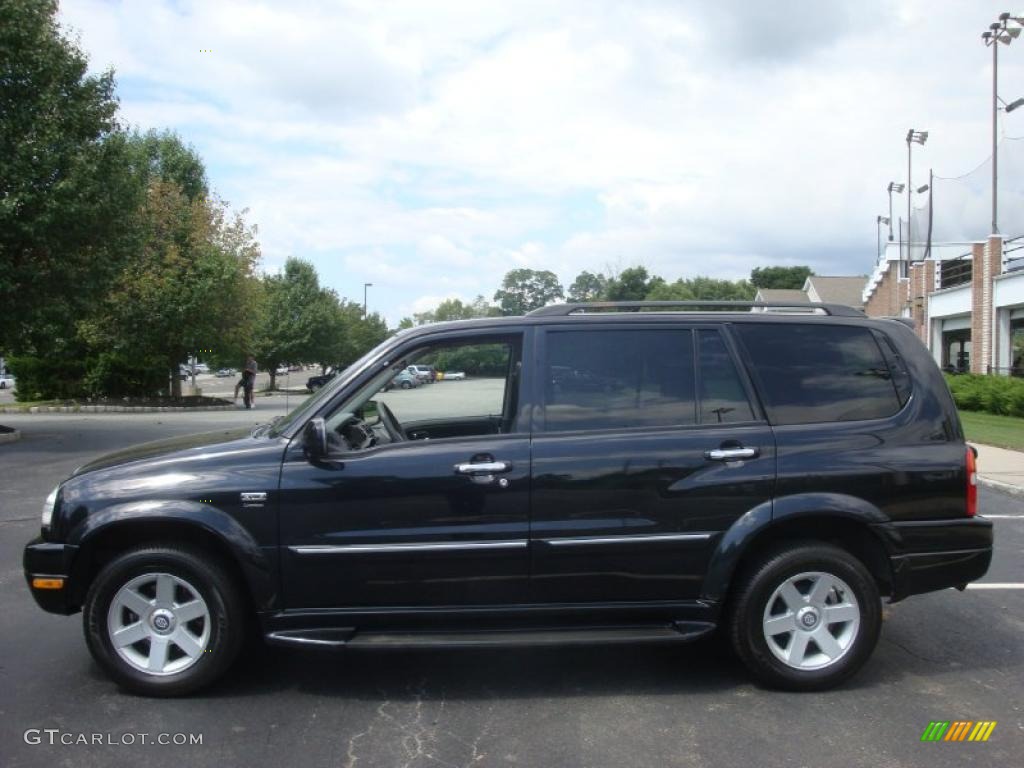 2002 XL7 Limited 4x4 - Black / Gray photo #3