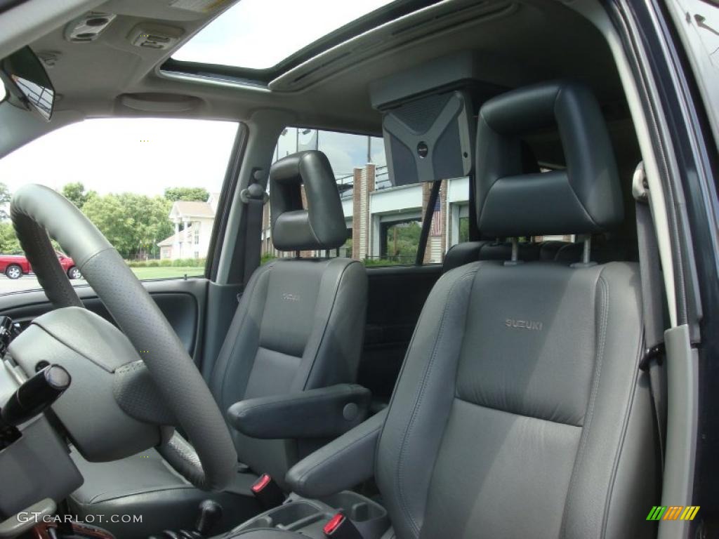 2002 XL7 Limited 4x4 - Black / Gray photo #11