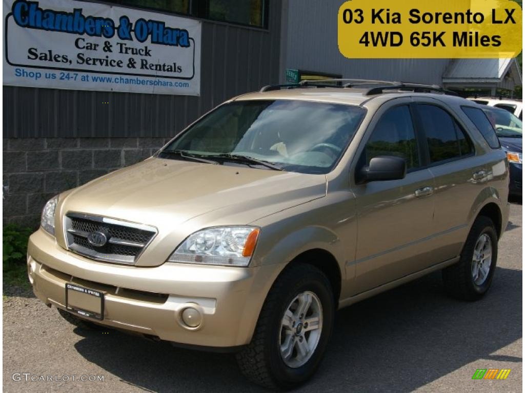 Gold Beige Kia Sorento