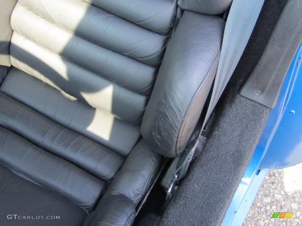1993 Corvette Convertible - Quasar Blue Metallic / Black photo #18