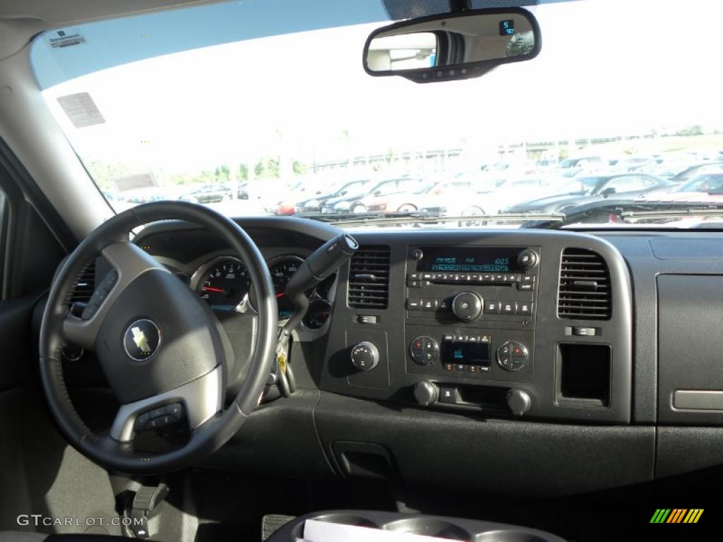 2008 Silverado 1500 LT Crew Cab 4x4 - Summit White / Light Titanium/Ebony Accents photo #12