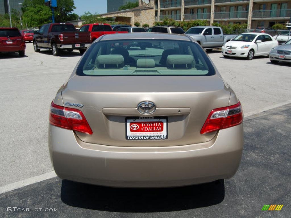 2008 Camry CE - Desert Sand Mica / Bisque photo #6