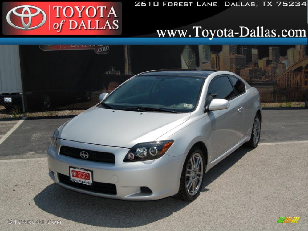 2009 Classic Silver Metallic Scion tC 33986641 Photo 10 GTCarLot