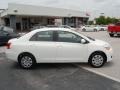 Polar White - Yaris Sedan Photo No. 4