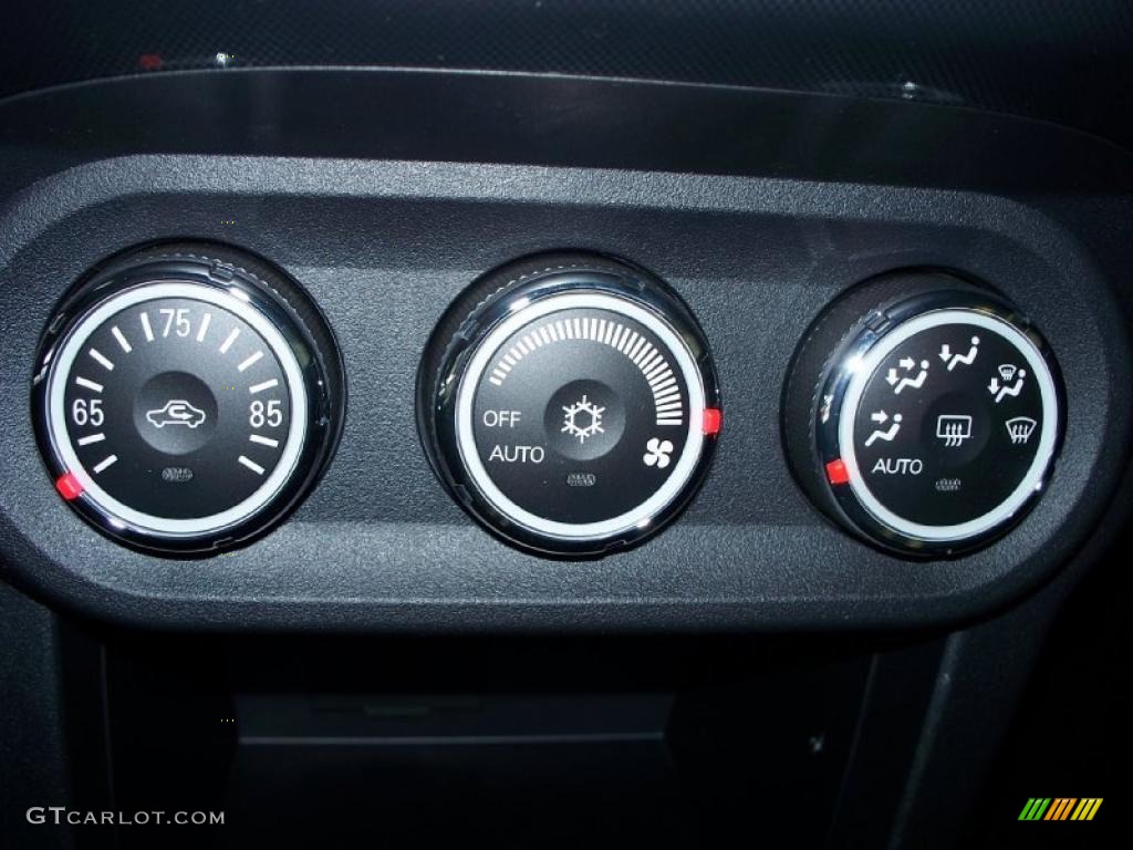 2010 Lancer Evolution GSR - Wicked White / Black Sport Fabric photo #12