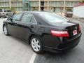 Black - Camry SE Photo No. 7
