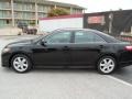 Black - Camry SE Photo No. 8