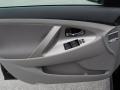 Black - Camry SE Photo No. 14