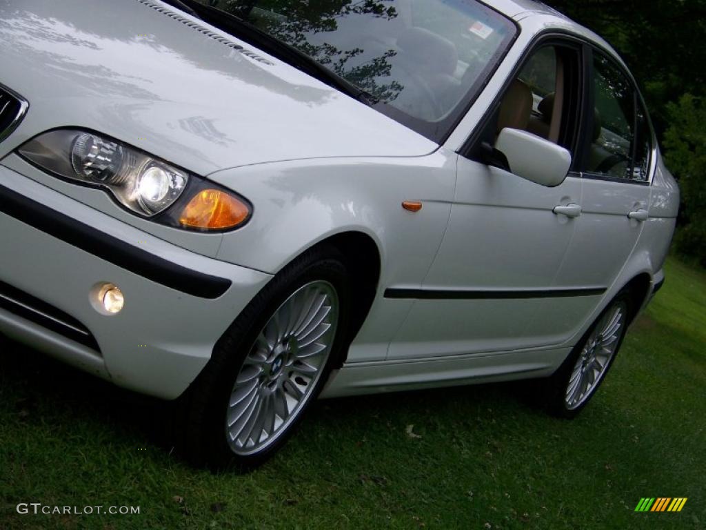 2003 3 Series 330xi Sedan - Alpine White / Sand photo #11