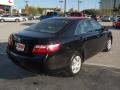 Black - Camry LE Photo No. 5