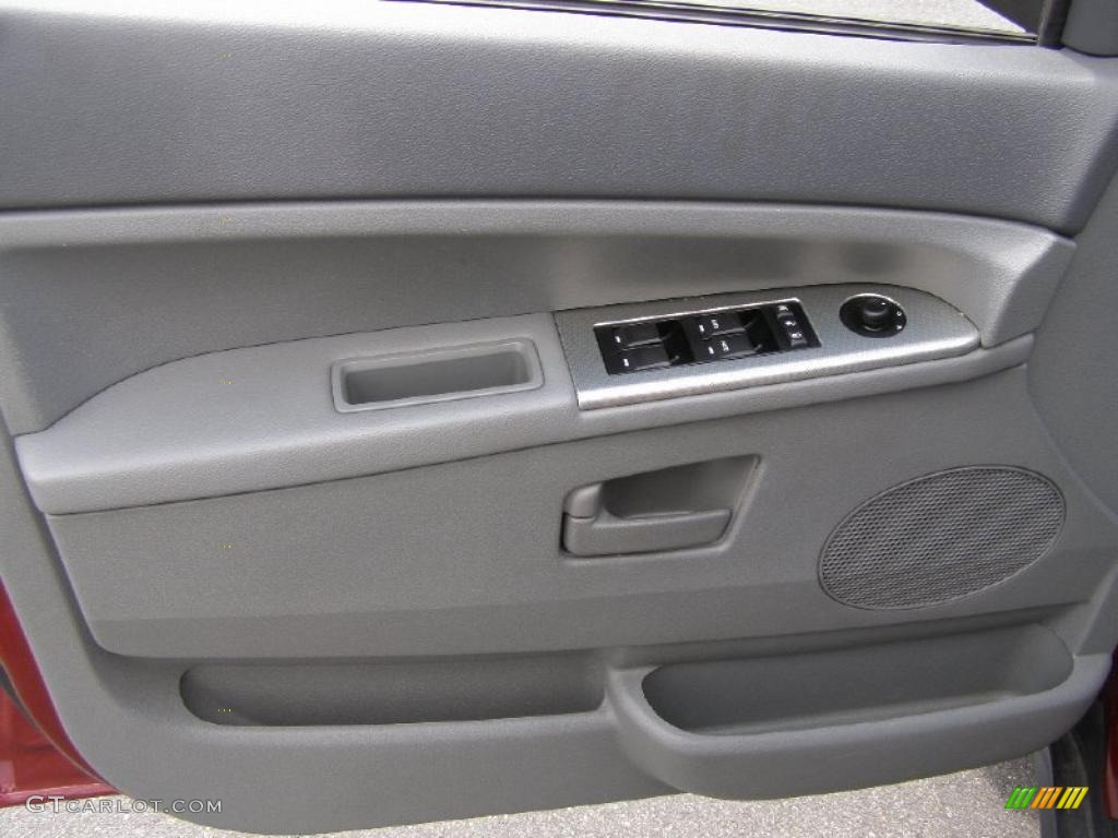 2007 Grand Cherokee Laredo 4x4 - Red Rock Crystal Pearl / Medium Slate Gray photo #9