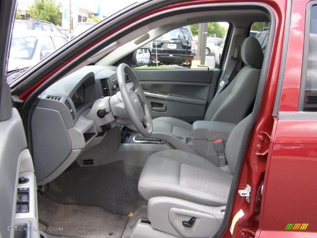 2007 Grand Cherokee Laredo 4x4 - Red Rock Crystal Pearl / Medium Slate Gray photo #10
