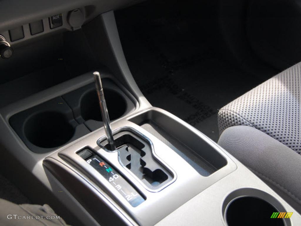 2010 Tacoma V6 PreRunner TRD Sport Double Cab - Super White / Graphite photo #20