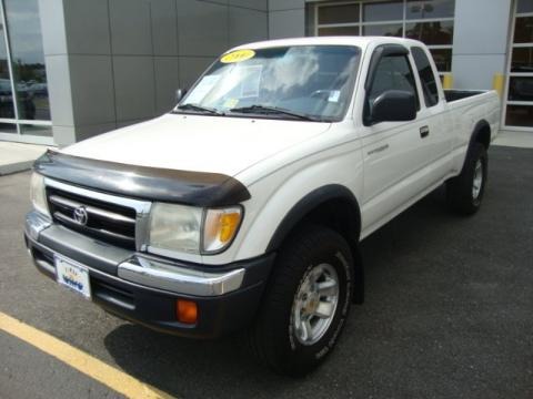 2000 Toyota Tacoma V6 Extended Cab 4x4 Data, Info and Specs