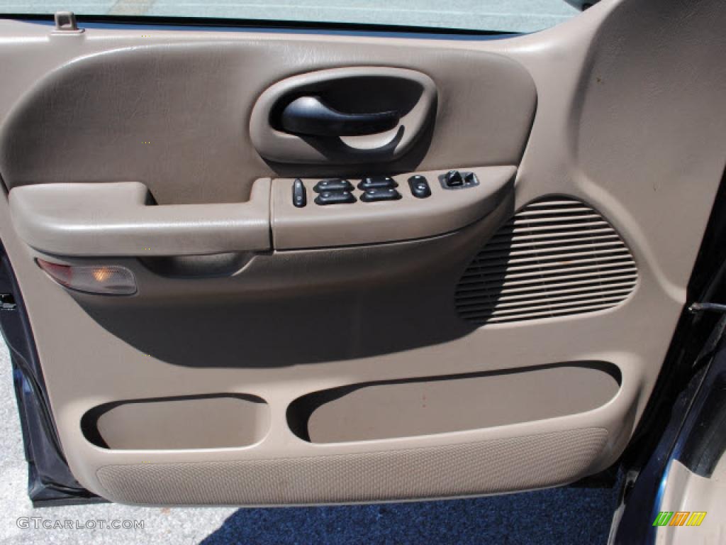 2002 F150 XLT SuperCrew - True Blue Metallic / Medium Parchment photo #15