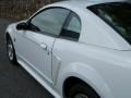 2004 Oxford White Ford Mustang V6 Coupe  photo #13