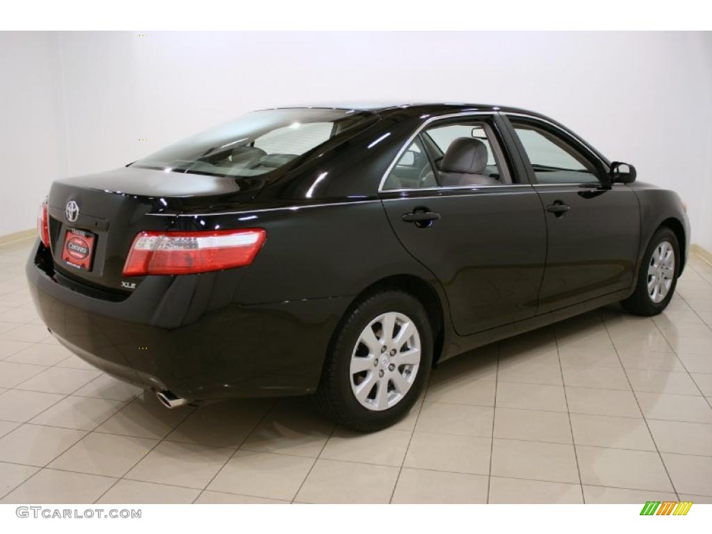 2007 Camry XLE V6 - Black / Bisque photo #7