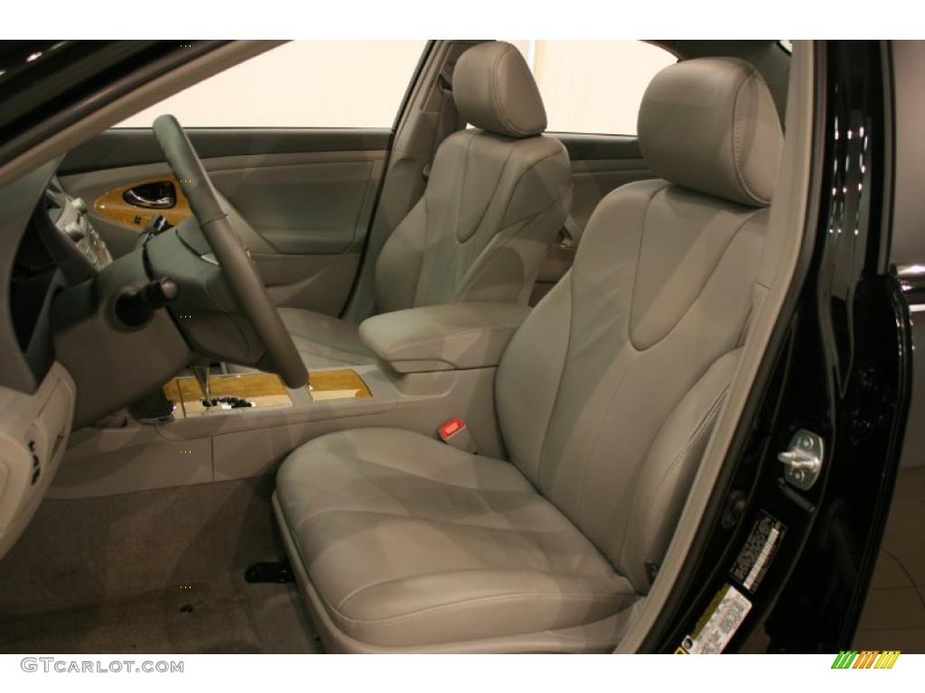 2007 Camry XLE V6 - Black / Bisque photo #11