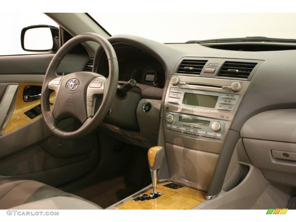 2007 Camry XLE V6 - Black / Bisque photo #20