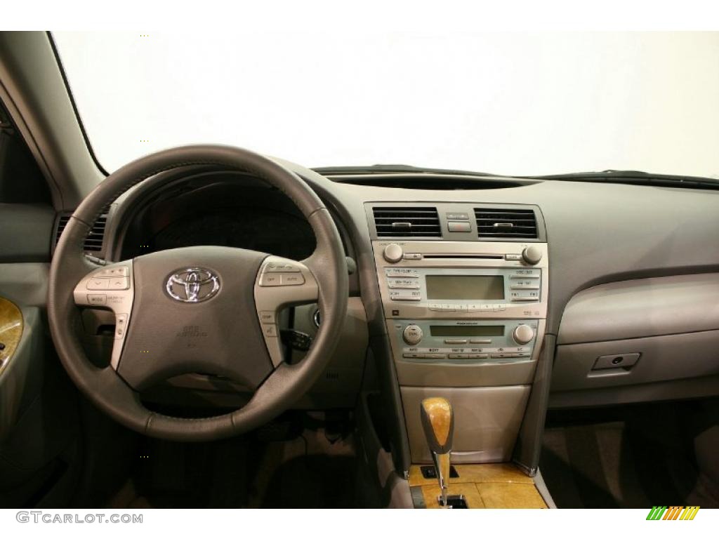 2007 Camry XLE V6 - Black / Bisque photo #24