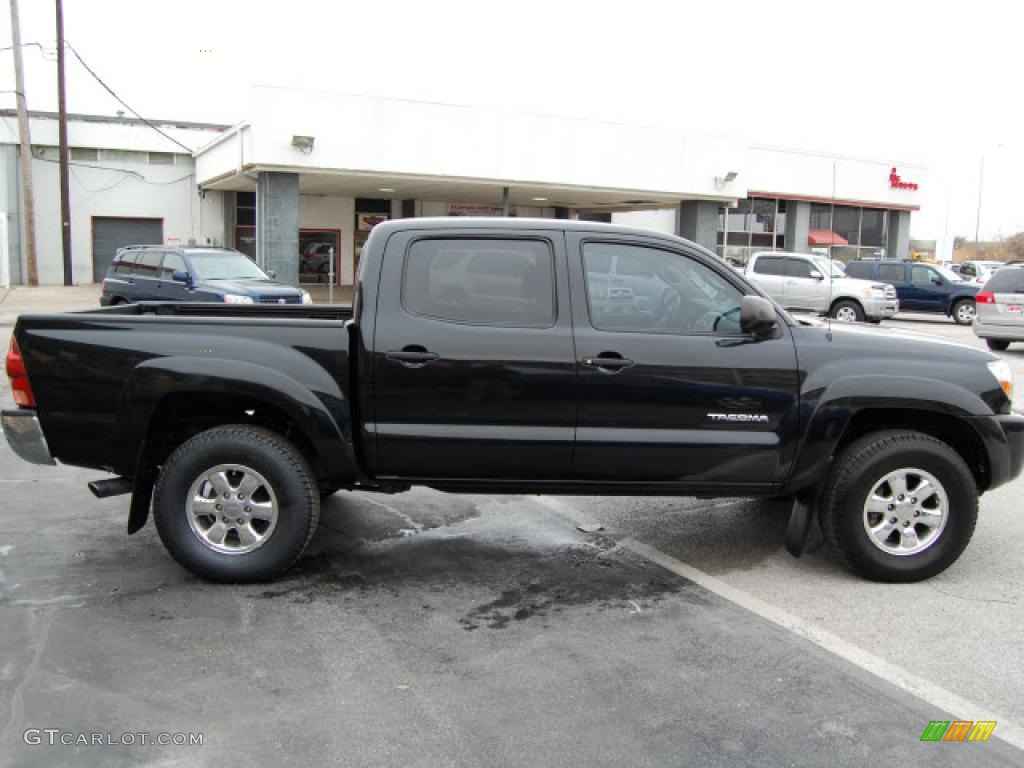 2006 Tacoma V6 PreRunner Double Cab - Black Sand Pearl / Taupe photo #4
