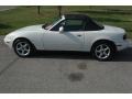 Chaste White - MX-5 Miata Roadster Photo No. 24